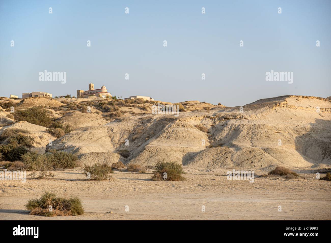 Paysage désertique autour du site du baptême de Béthanie au-delà du Jourdain, Al-Maghtas, Jordanie Banque D'Images