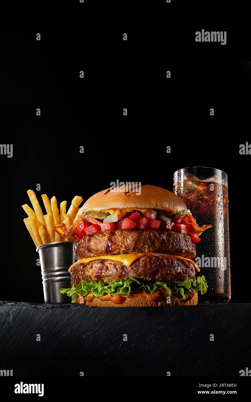 L'irrésistible allure des hamburgers : pourquoi ils sont les favoris de l'Amérique, photo haute résolution Banque D'Images