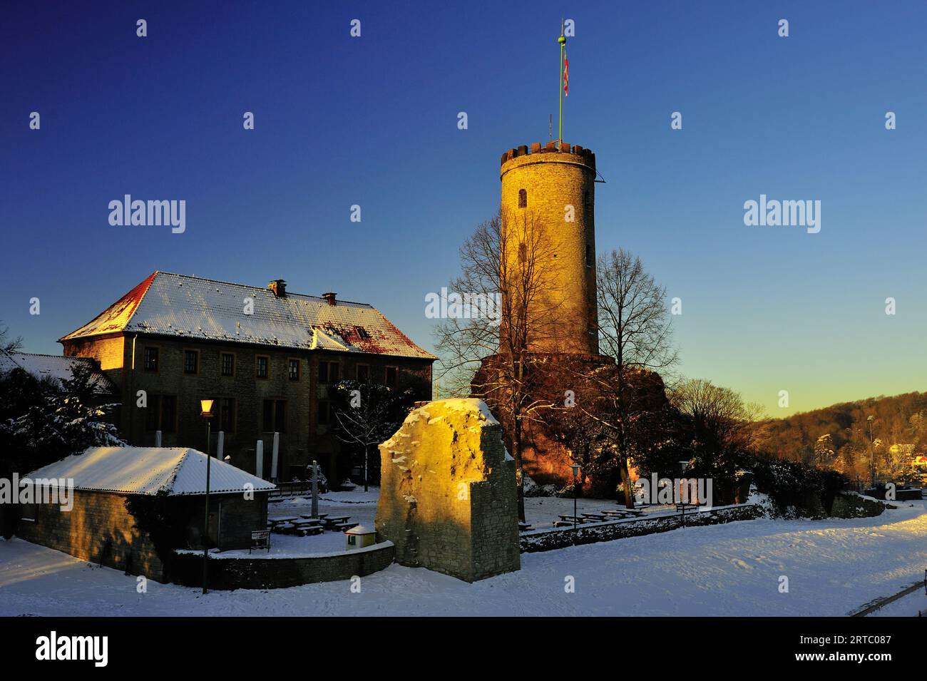 Bielefeld, voyage Sparrenburg, plein air, hiver, ciel bleu, architecture, château, bielefeld, allemagne, photo Kazimierz Jurewicz Banque D'Images