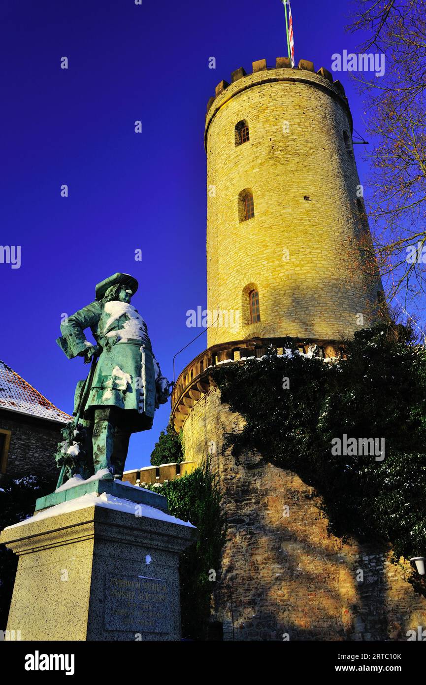 Bielefeld, voyage Sparrenburg, plein air, hiver, ciel bleu, architecture, château, bielefeld, allemagne, photo Kazimierz Jurewicz Banque D'Images