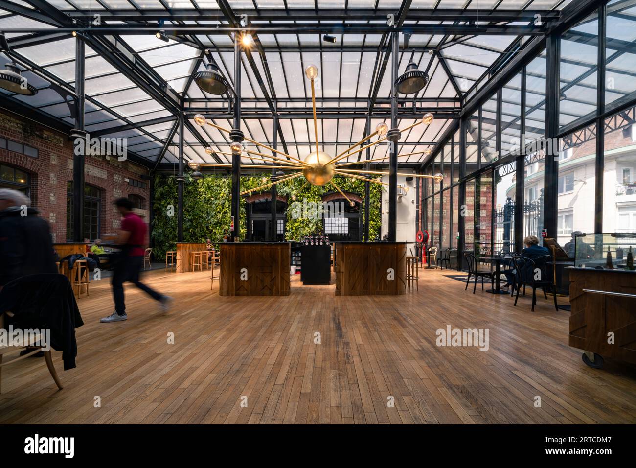 Vue intérieure du bar du Palais Bénédictine, Fécamp, Normandie, France Banque D'Images
