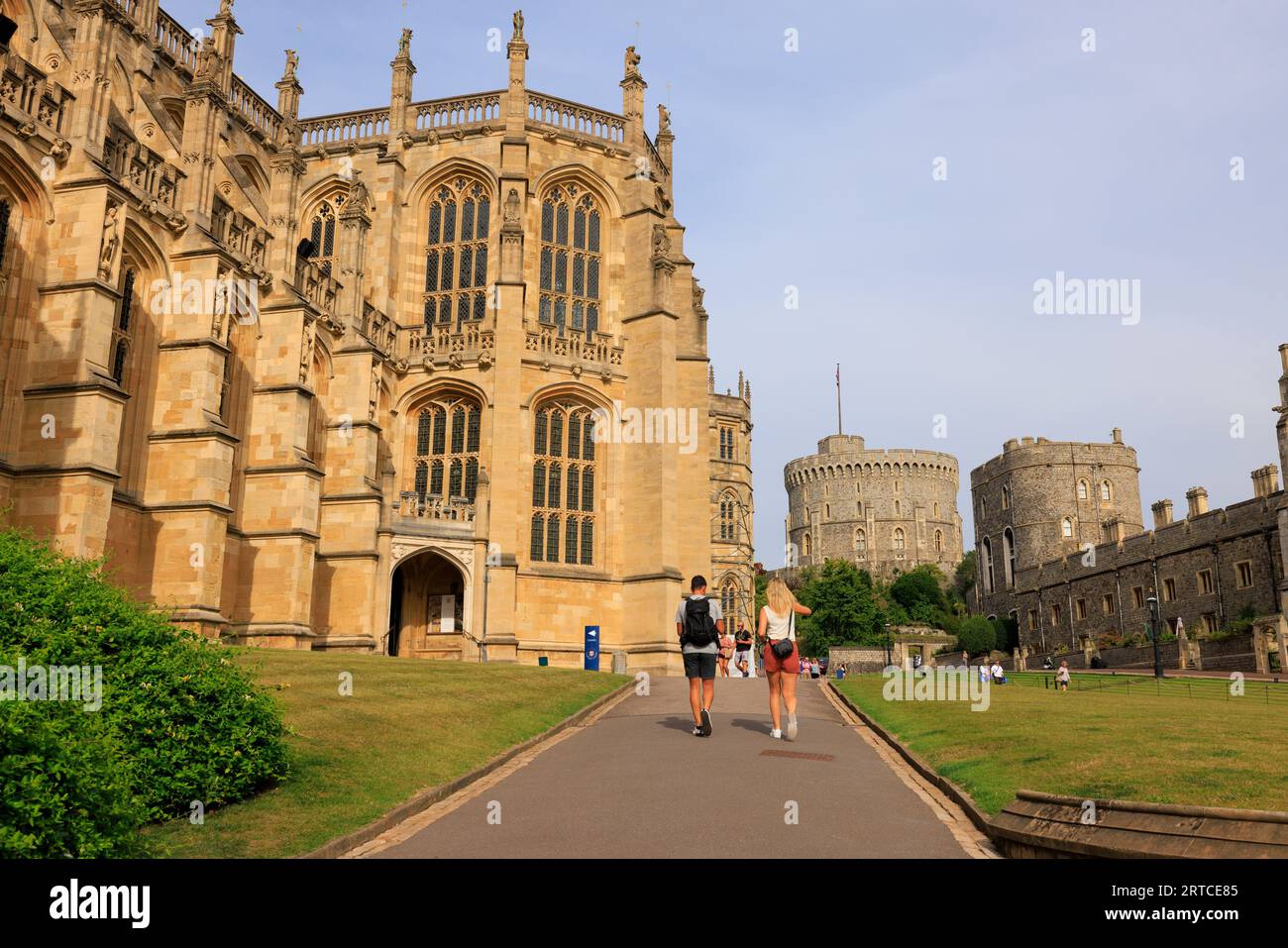 La chapelle St George du château de Windsor en Angleterre est une chapelle construite dans le style gothique perpendiculaire de la fin du Moyen âge. Banque D'Images