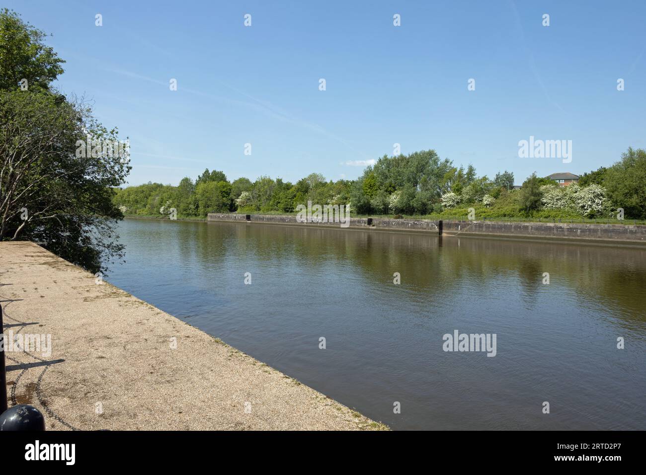 La rivière Ribble près de Preston Docks Preston Lancashire Angleterre Banque D'Images