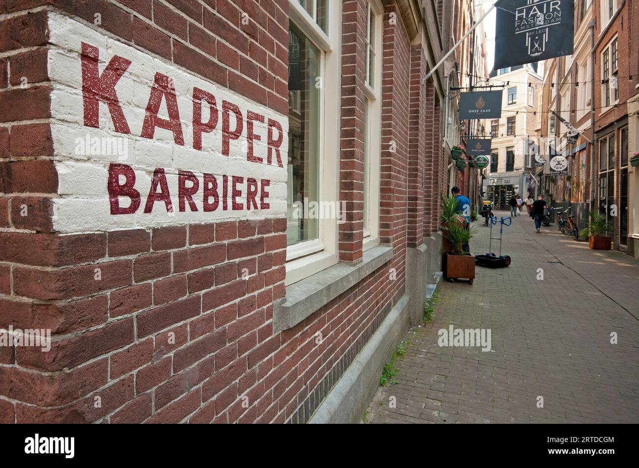 Enseigne de salon de coiffure à Begijnensteeg, Amsterdam, pays-Bas Banque D'Images