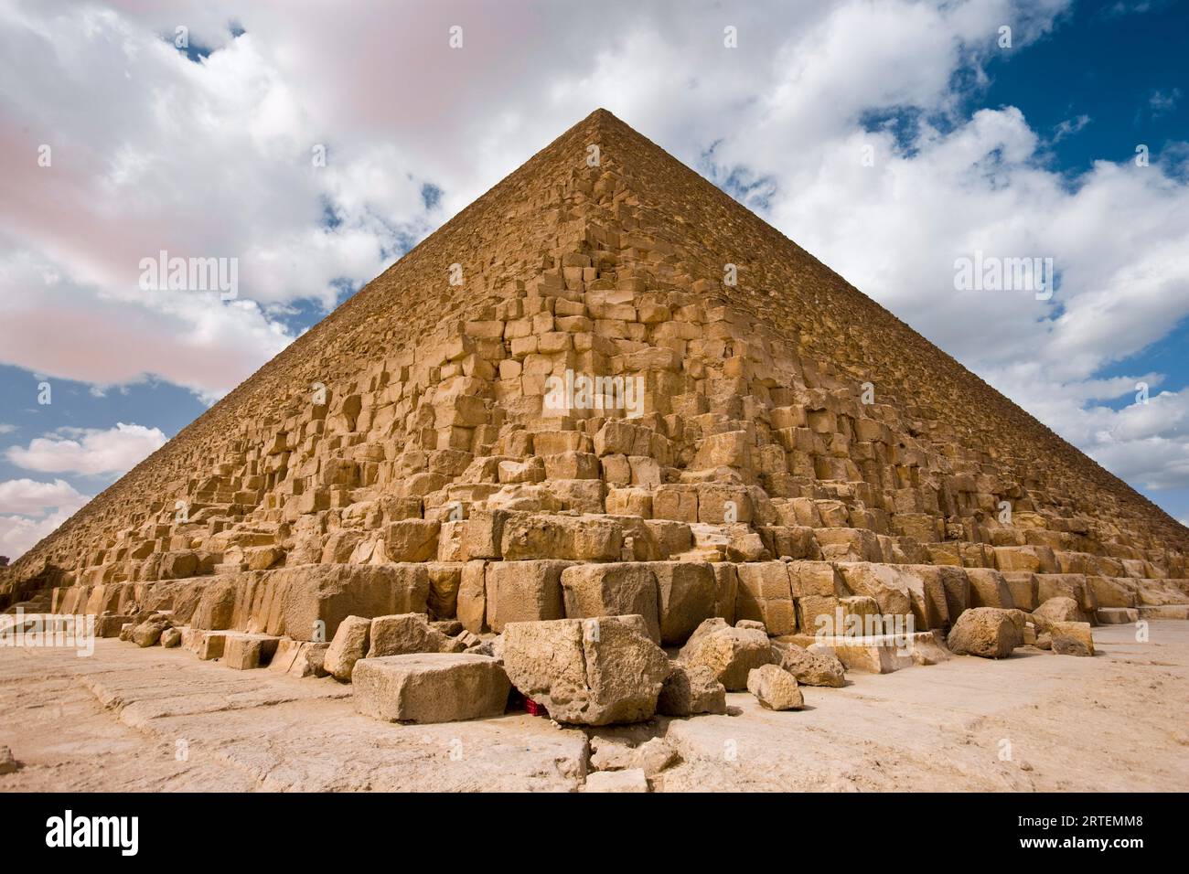 Grande pyramide de Gizeh, ou Pyramide de Khéops ; Gizeh, Egypte Banque D'Images