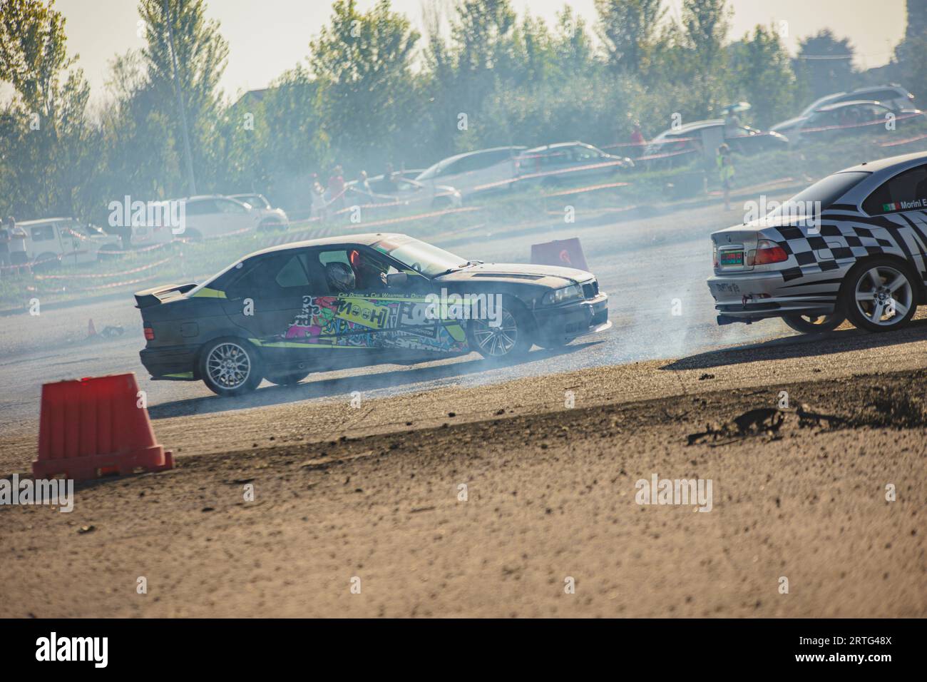 Villamarzana, 10 septembre 2023 : course automobile intense capturant le frisson de la dérive sur un circuit difficile. Banque D'Images