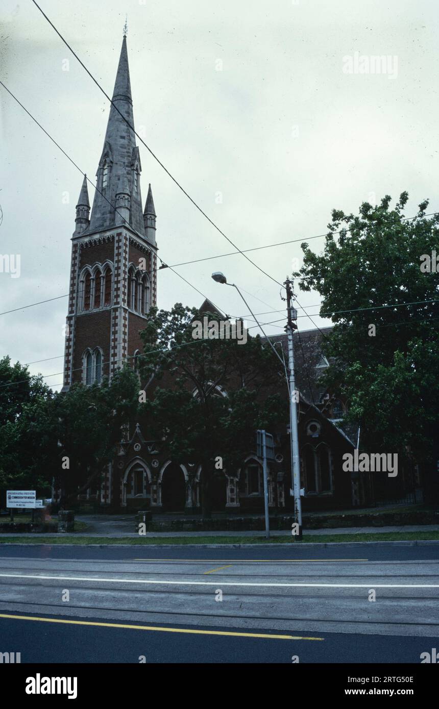 Melbourne, Australie décembre 1999 : cliché emblématique du paysage urbain de Melbourne dans les années 1990, mettant en valeur son dynamisme architectural et urbain. Banque D'Images