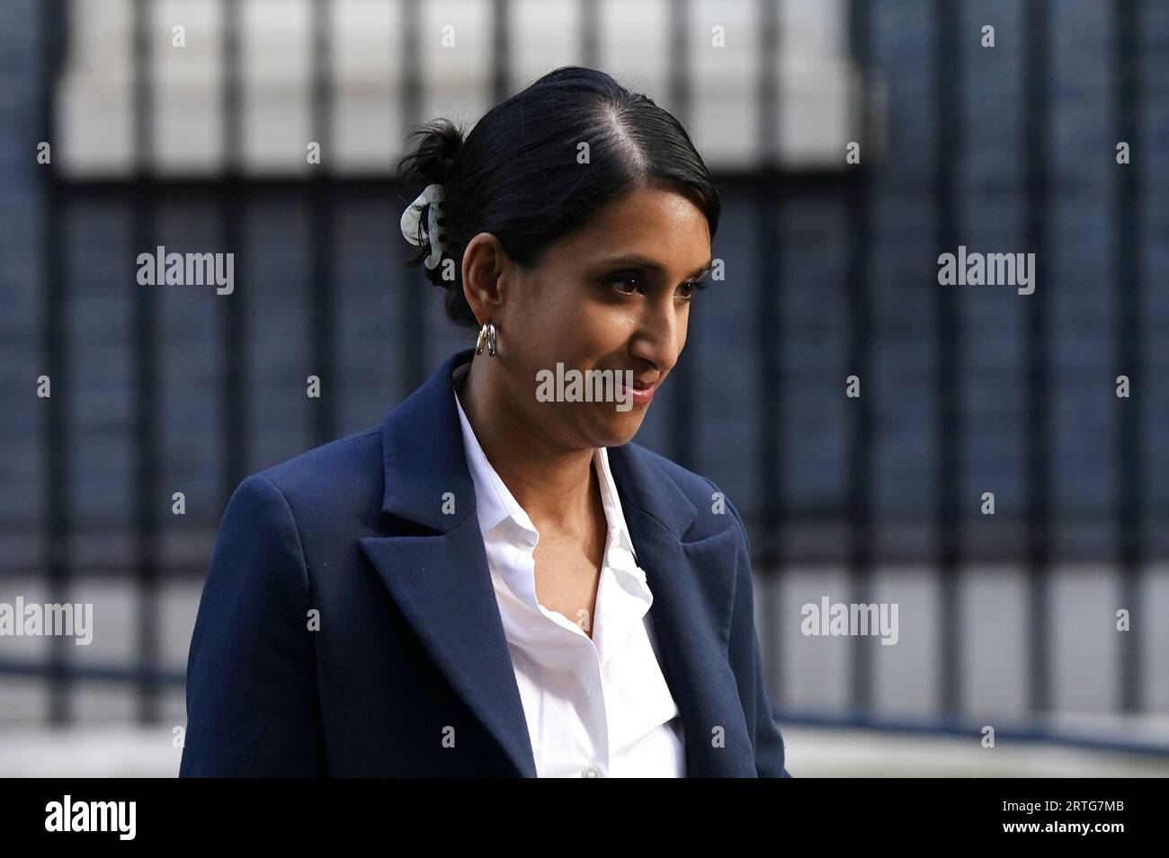 Secrétaire d'État à la sécurité énergétique et Net Zero Claire Coutinho marchant dans Downing Street, Londres. Date de la photo : mercredi 13 septembre 2023. Banque D'Images