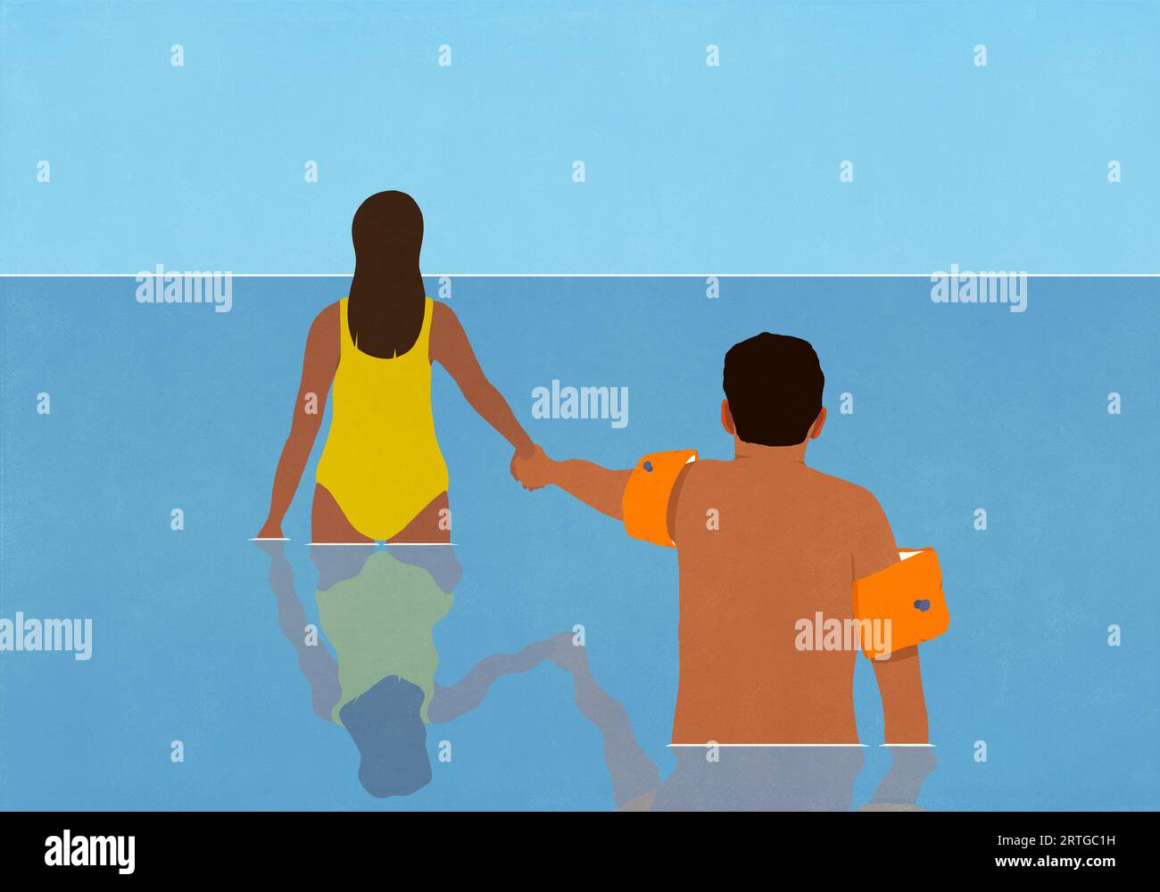 Femme tenant la main avec le mari hésitant dans les ailes de l'eau, pataugeant dans l'eau de l'océan Banque D'Images