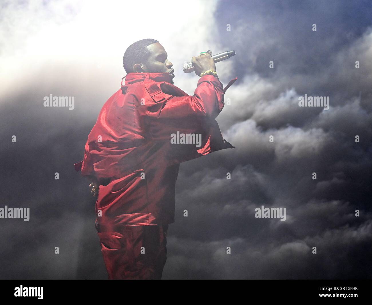 Newark, États-Unis. 12 septembre 2023. P Diddy se produit aux MTV Video Music Awards 2023, au Prudential Center, New Jersey. Crédit : Doug Peters/EMPICS/Alamy Live News Banque D'Images
