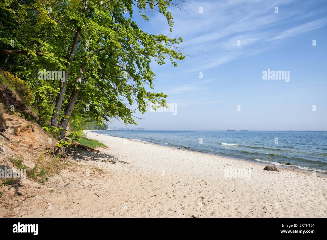 Plage de sable de la mer Baltique dans la ville de Gdynia, Pologne Banque D'Images