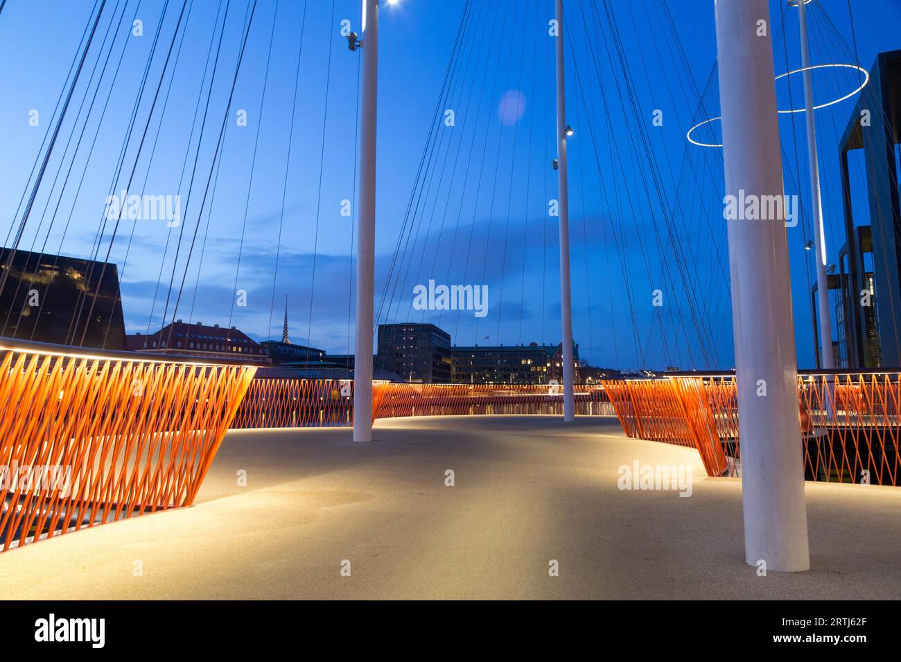 Copenhague, Danemark, 27 avril 2016 : NightShot of the Modern Circle Bridge Banque D'Images
