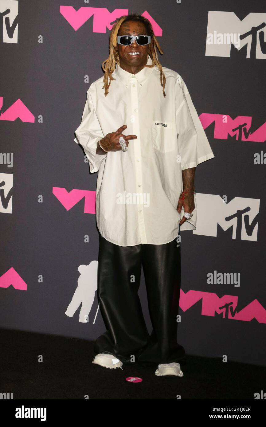 LIL Wayne pose dans la salle de presse des lauréats des MTV Video Music Awards 2023, VMAS, au Prudential Center à Newark, New Jersey, États-Unis, le 12 septembre 2023. Crédit : dpa Picture alliance/Alamy Live News Banque D'Images