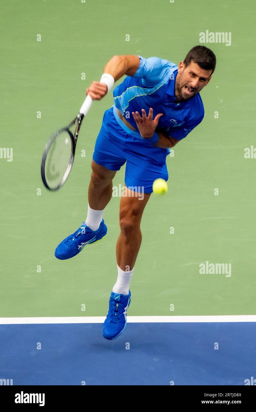 Novak Djokovic (SBR) participe à la finale du simple masculin de l'US Open de tennis 2023 Banque D'Images