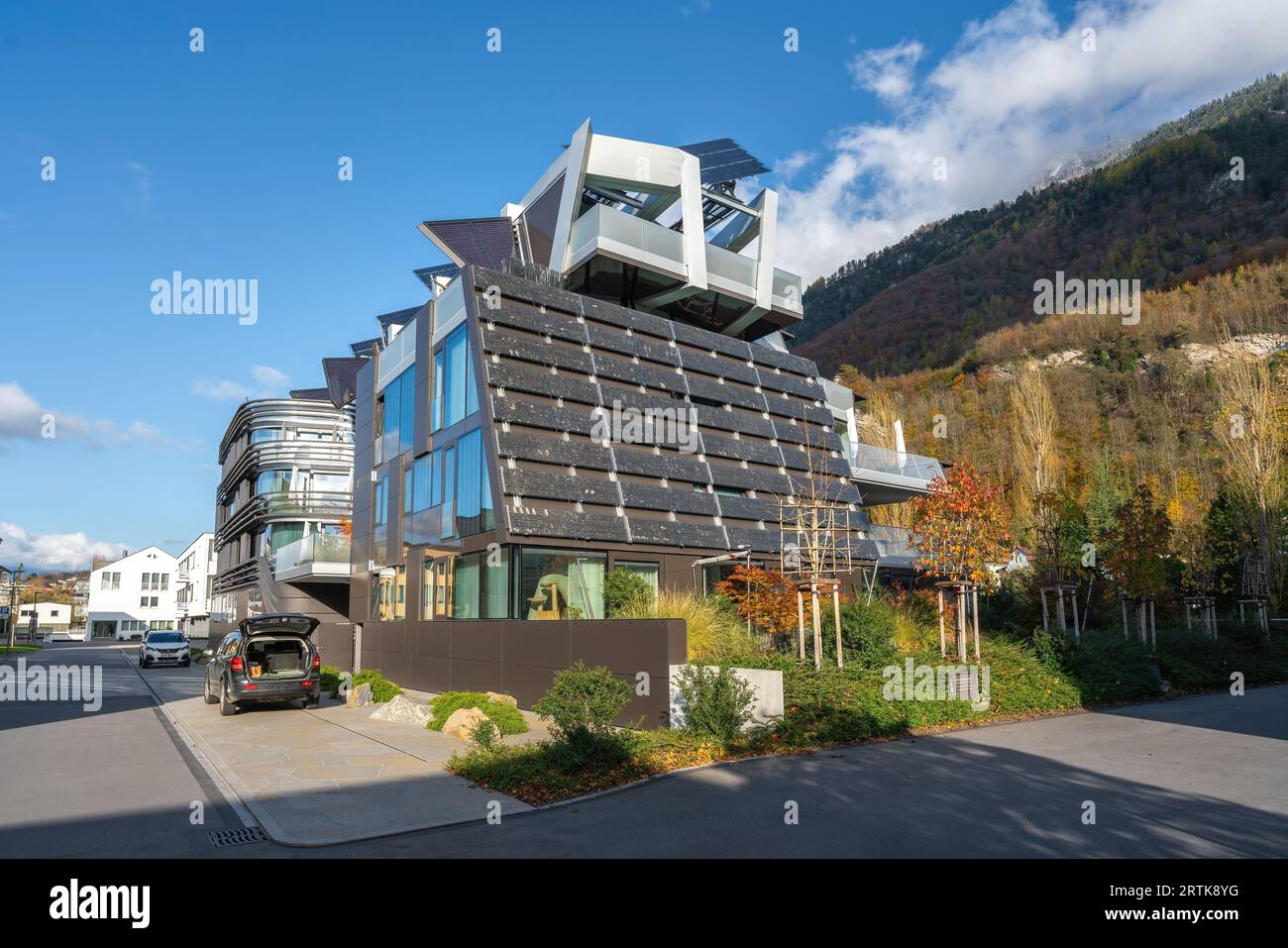 Bâtiment à énergie active - Architecture durable - Vaduz, Liechtenstein Banque D'Images