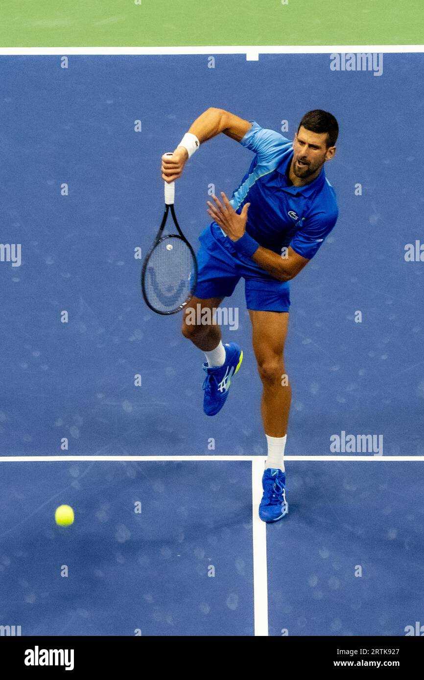 Novak Djokovic (SBR) participe à la finale du simple masculin de l'US Open de tennis 2023 Banque D'Images