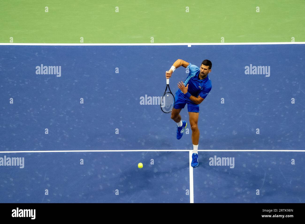 Novak Djokovic (SBR) participe à la finale du simple masculin de l'US Open de tennis 2023 Banque D'Images