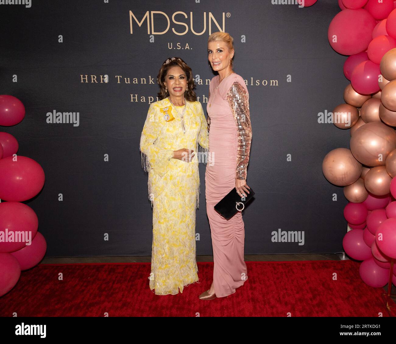 Los Angeles, Californie, États-Unis. 11 septembre 2023. SAR Tuanku Sultanah Kalsom et Begum Sen assistent à la célébration de l'anniversaire de son Altesse Royale Tuanku Sultanah Kalsom organisée par MDSUN au four Seasons Hotel Los Angeles à Beverly Hills à Los Angeles, Californie. Crédit : Sheri Determan Banque D'Images