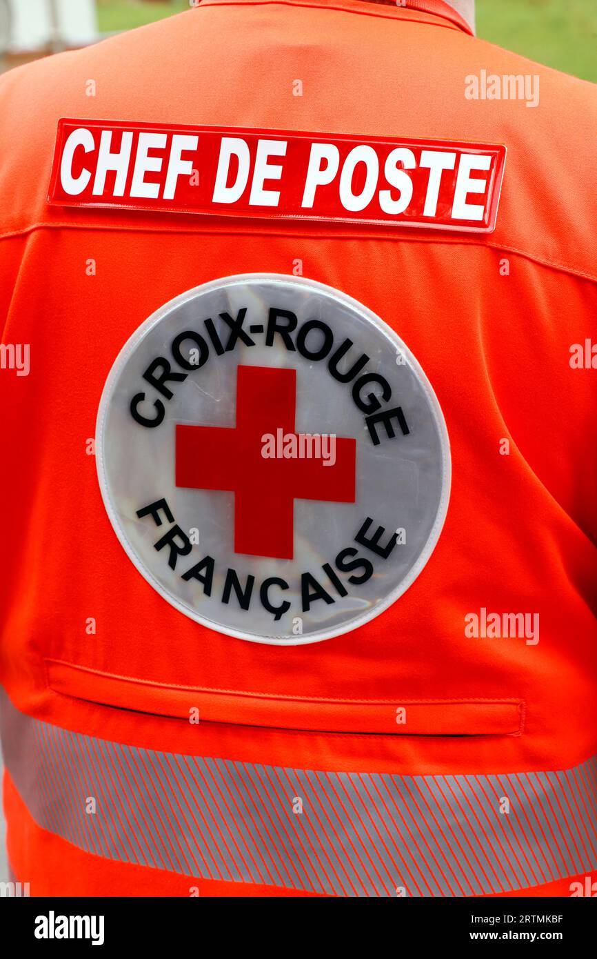 Volonteer de la croix rouge. Equipe médicale. Saint Gervais Mont-blanc. France. Banque D'Images