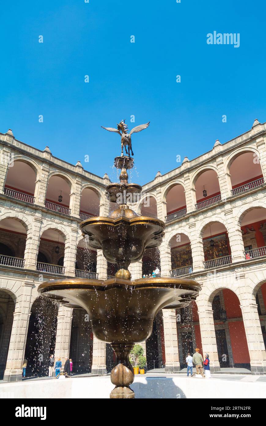 Mexico, CDMX, Mexique,la cour avec une fontaine au Palacio Nacional à Mexico, éditorial seulement Banque D'Images