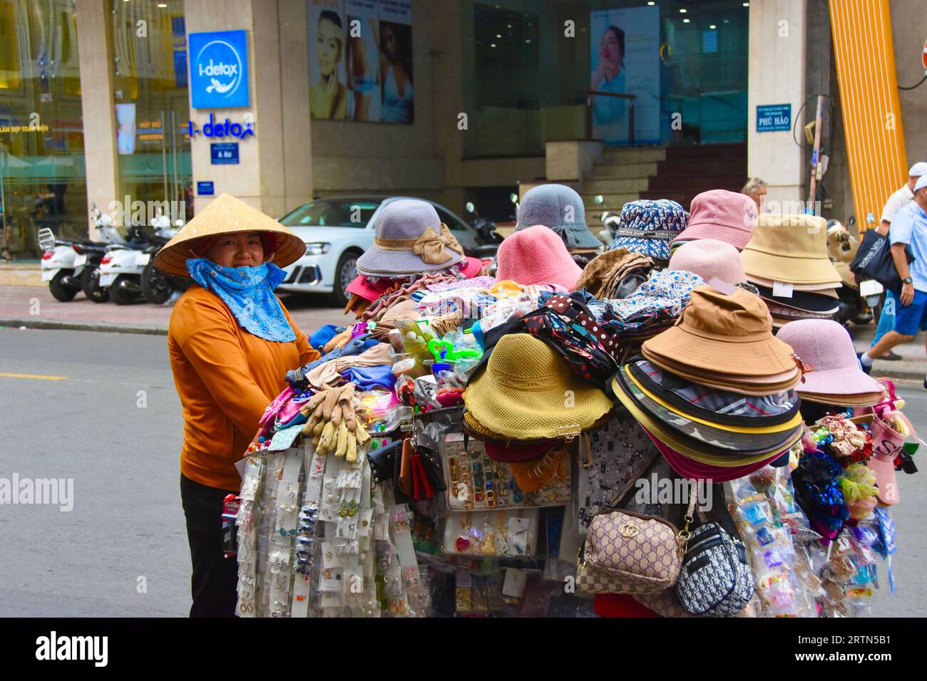 Asie du Sud-est, nourriture, vêtements et marchés flottants. Banque D'Images