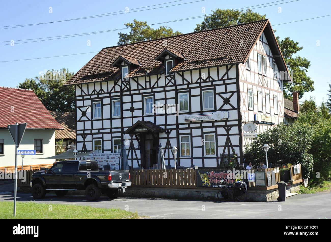Frenck Caractéristique / symbole : Neonazi-Treffpunkt Goldener Löwe in Kloster ...