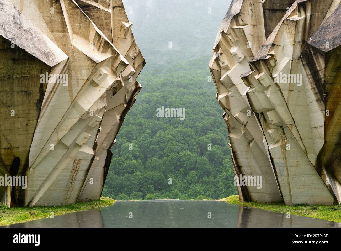 Monument commémoratif de la bataille de Sutjeska à Tjentiste, Bosnie-Herzégovine Banque D'Images