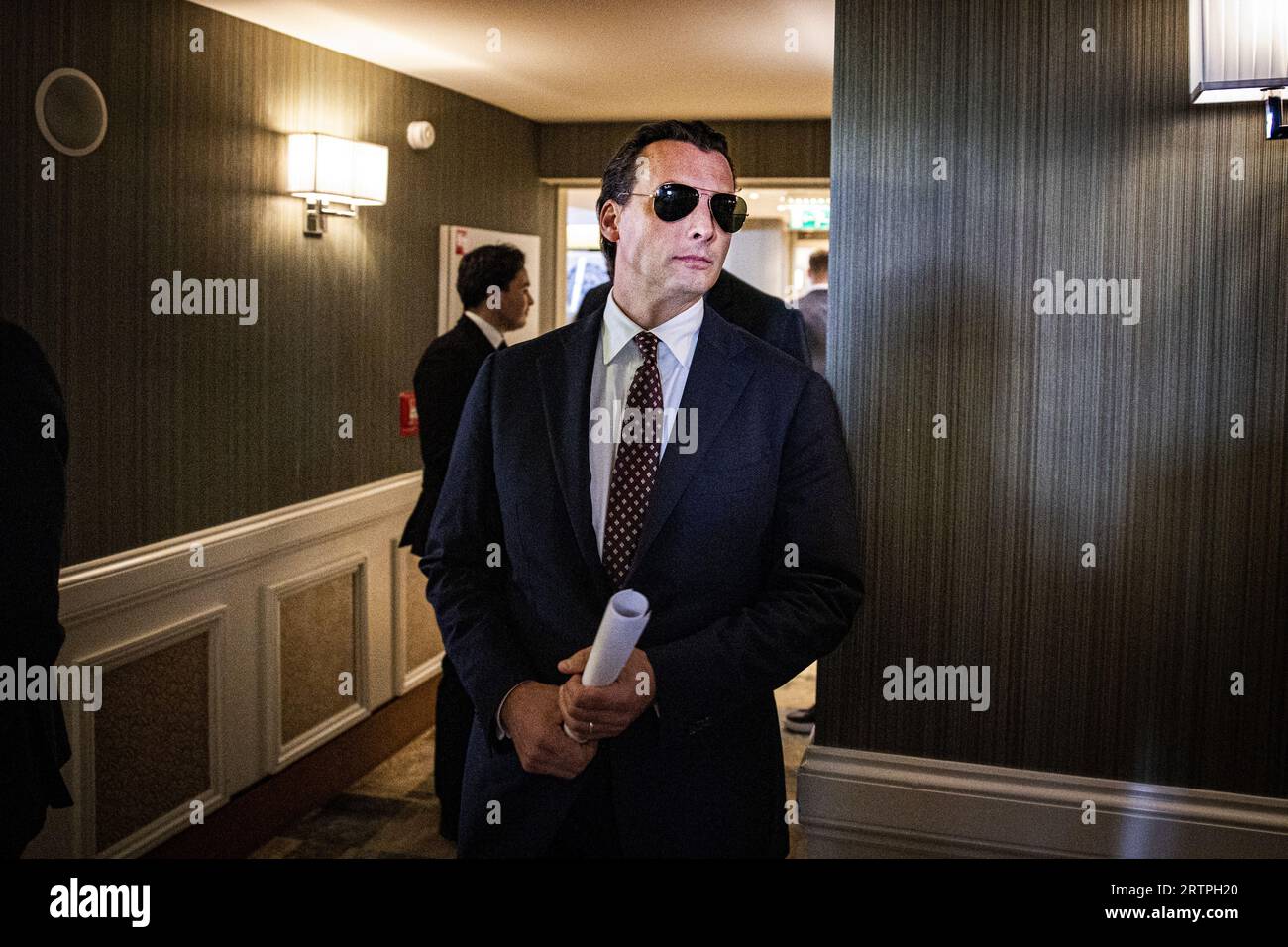 LA HAYE - le chef du parti Thierry Baudet lors de la présentation du manifeste électoral et de la liste des candidats du Forum pour la démocratie (FVD) pour les prochaines élections à la Chambre des représentants. ANP RAMON VAN flymen netherlands Out - belgique Out Banque D'Images