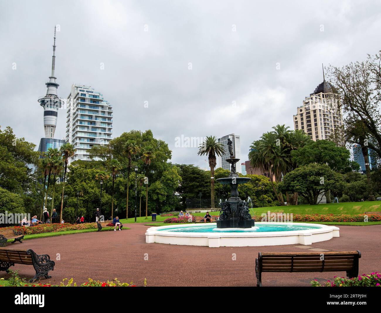 Albert Park, vue sur la ville en arrière-plan, Auckland, Île du Nord, Nouvelle-Zélande Banque D'Images