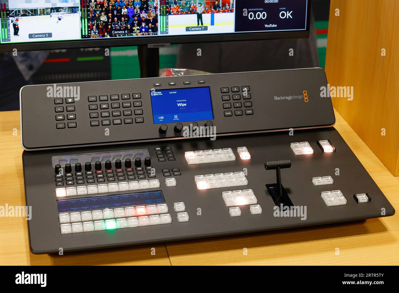 Un mixeur vidéo de production live Blackmagic Design ATEM Television Studio HD8. Banque D'Images