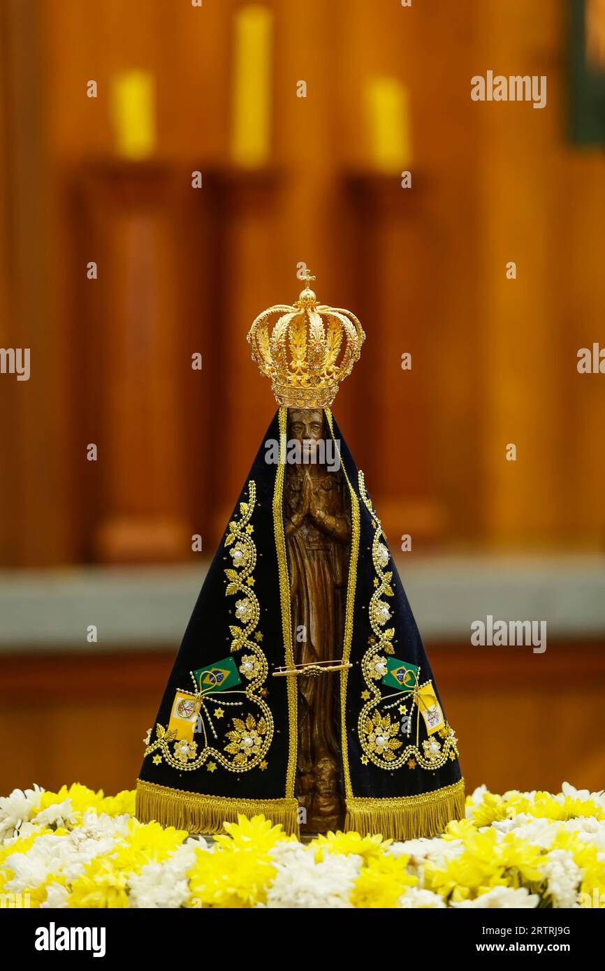 Statue de l'image de notre-Dame d'Aparecida - Nossa Senhora Aparecida Banque D'Images