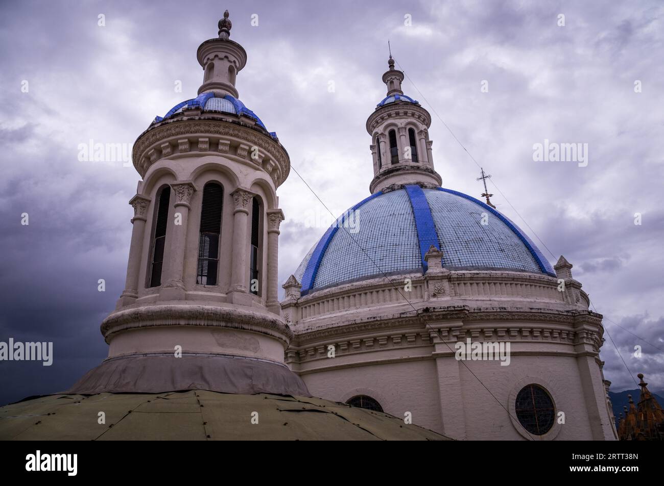 Cuenca, Équateur : La ville latino-américaine est célèbre pour son magnifique cathédrale coloniale Banque D'Images