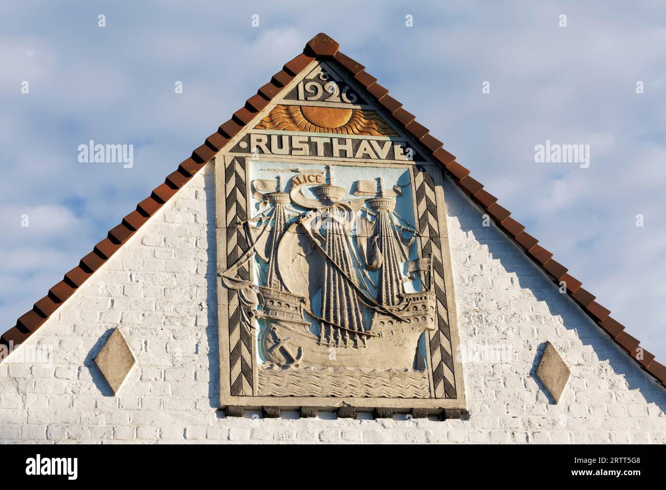 Villa de 1926, relief en pierre Rusthaven, port de service, détail, quartier Concessie, de Haan, le Coq, Côte belge, Flandre Occidentale, Belgique Banque D'Images
