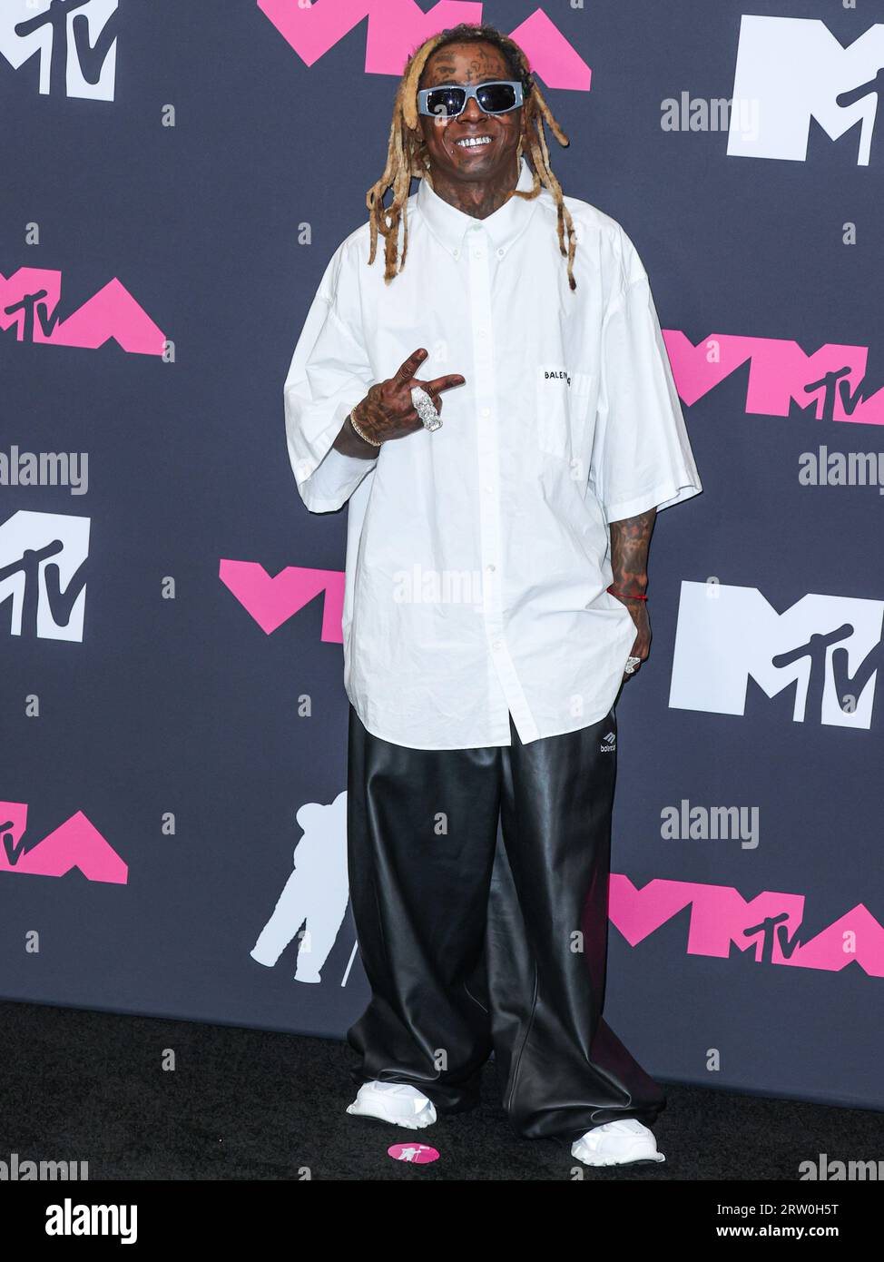NEWARK, NEW JERSEY, États-Unis - 12 SEPTEMBRE : Lil Wayne pose dans la salle de presse aux MTV Video Music Awards 2023 qui se sont tenus au Prudential Center le 12 septembre 2023 à Newark, New Jersey, États-Unis. (Photo de Xavier Collin/image Press Agency) Banque D'Images
