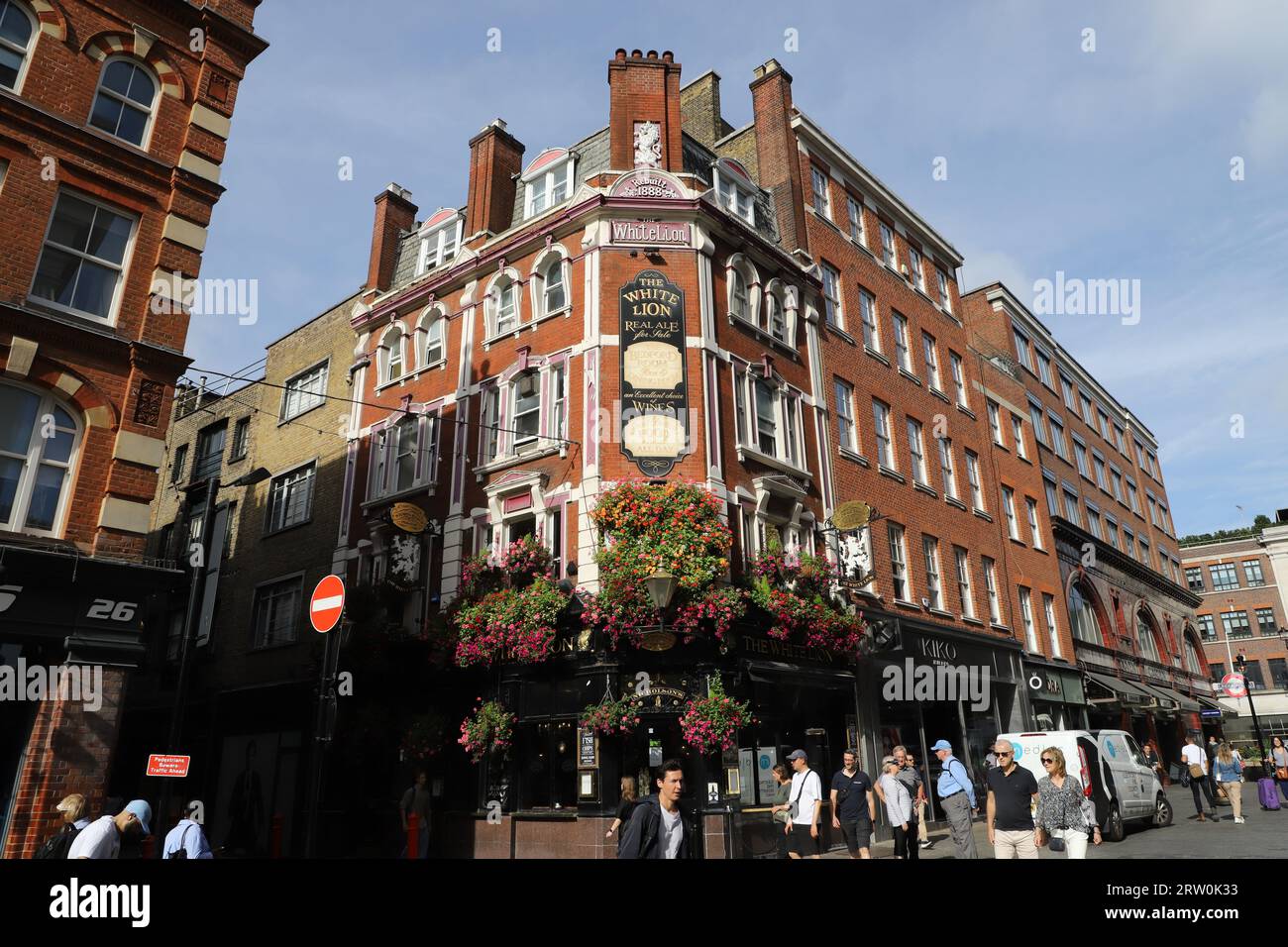Extérieur du pub White Lion, James Street, Covent Garden Londres, Royaume-Uni septembre 2023 Banque D'Images