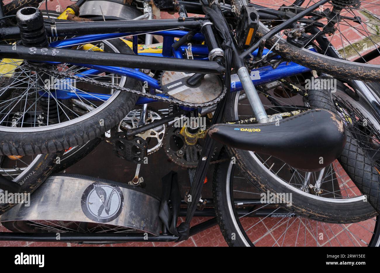 Allemagne, Berlin, 27.08.2023, Easy Rider Road Show, de nouveaux vélos arrivent, une exposition sur le vélo comme utopie, projet de musuku - Museum der Banque D'Images
