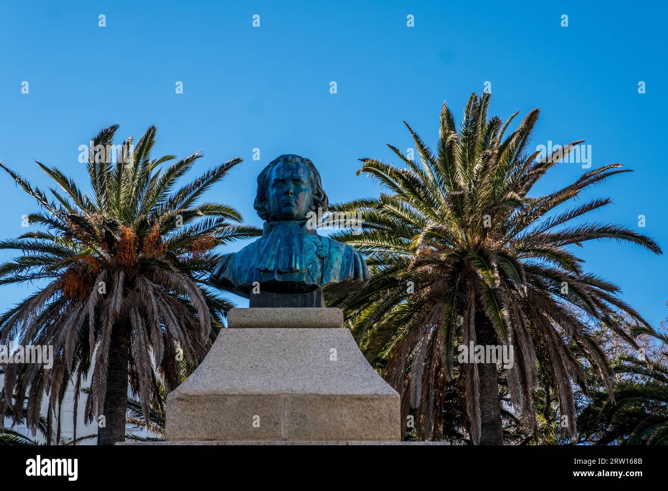 Monument au docteur Charles-Jacob Marchal de Calvi (1815-1873) à Calvi dans l'ouest de l'île méditerranéenne de Corse, France Banque D'Images