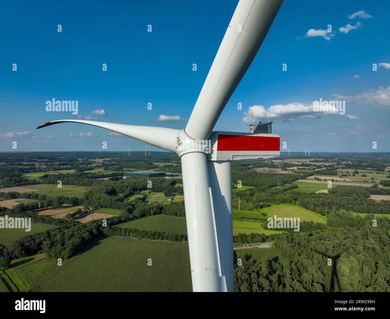 21.08.2023, Allemagne, Rhénanie du Nord-Westphalie, Dorsten - Nouvelle construction d'une éolienne. Parc éolien grosse Heide. 00X230821D017CAROEX.JPG [MODÈLE RELE Banque D'Images