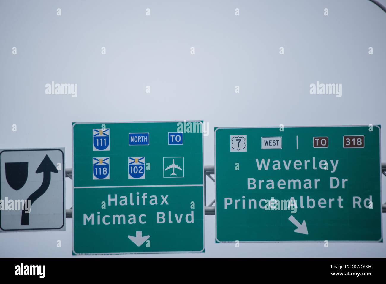 Itinéraire vers les autoroutes principales 102, 111, 118 et l'aéroport en passant par Halifax. Nova Scotia Highways. L'autoroute 111 est une autoroute périphérique. HALIFAX. Banque D'Images