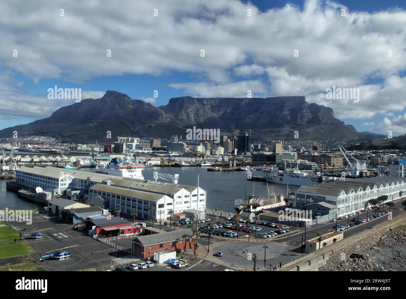 Vue du Cap et de la montagne de la Table, vue aérienne depuis un hélicoptère Banque D'Images