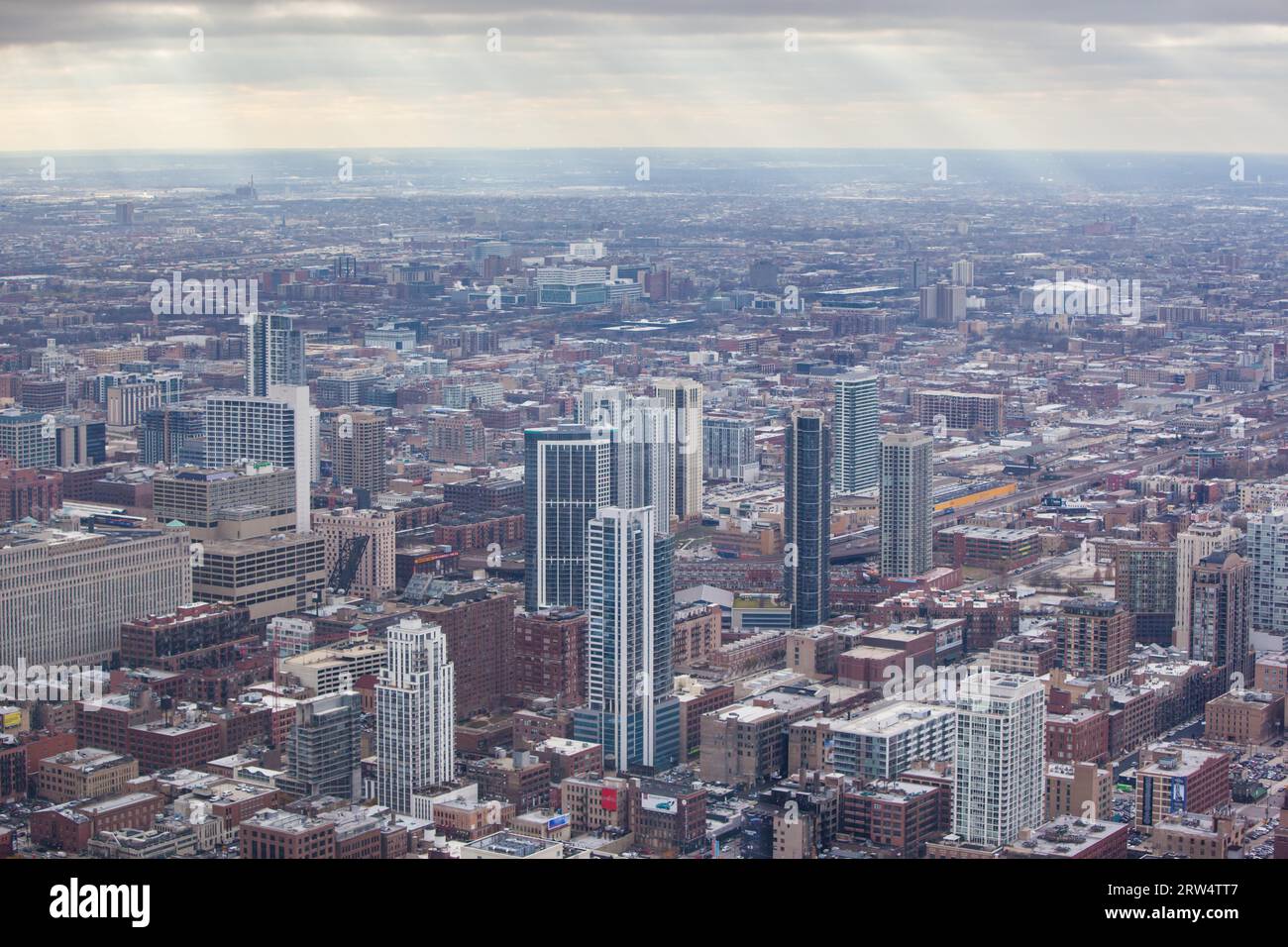 Horizon de Chicago en hiver, un jour de tempête en Illinois, USA Banque D'Images