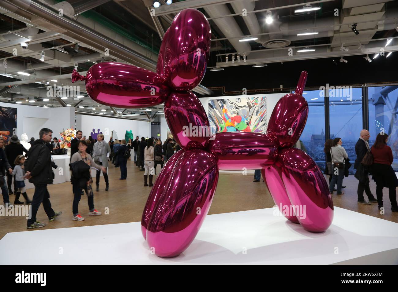 FRANCE. PARIS (75) CENTRE POMPIDOU (BEAUBOURG CENTRE). EXPOSITION JEFF KOONS Banque D'Images