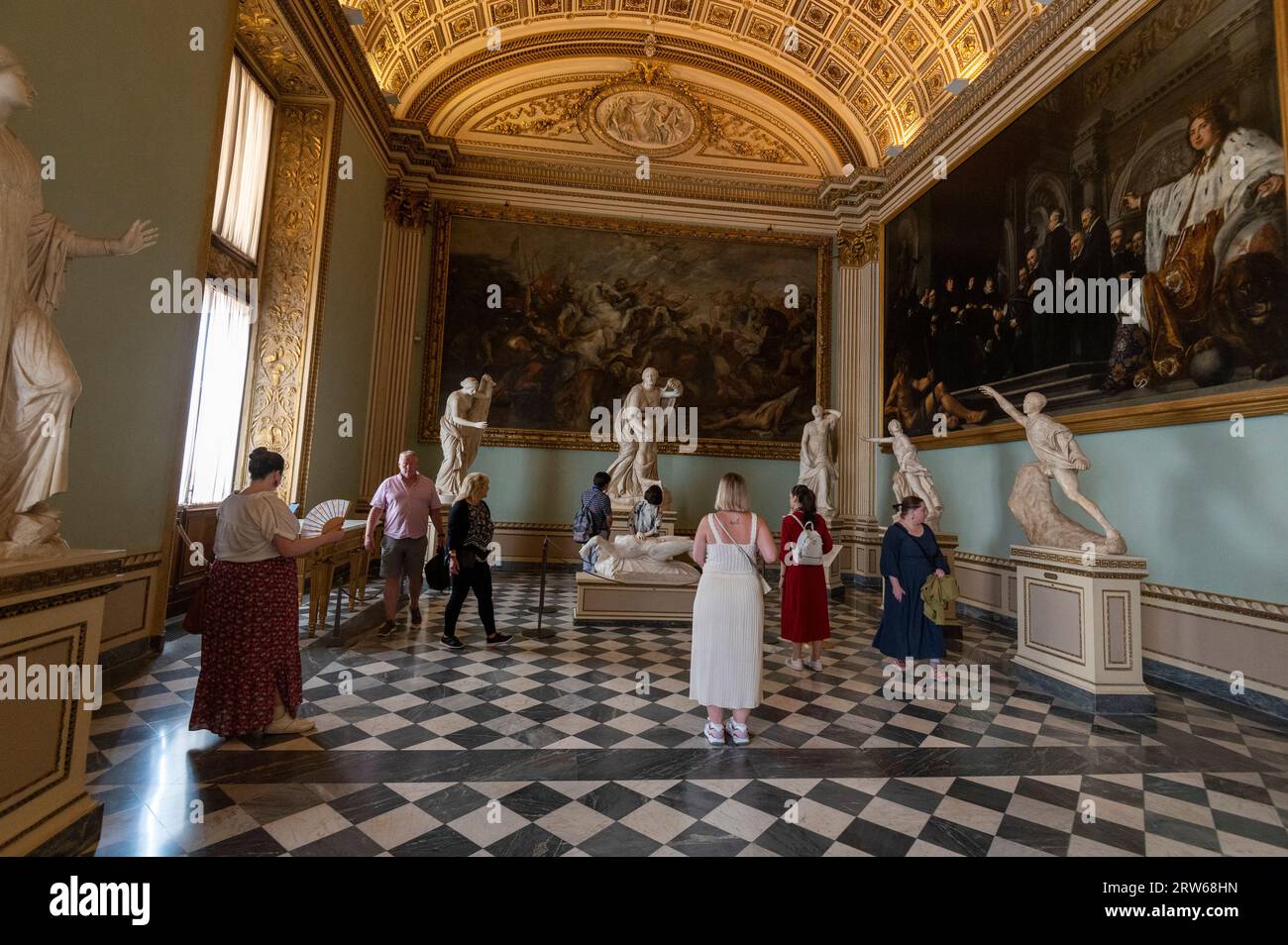 Un groupe de statues en marbre du Niobide mourant est exposé à la Galerie des Offices à Florence, dans la région toscane de l'Italie. Dans la mythologie grecque, le Banque D'Images