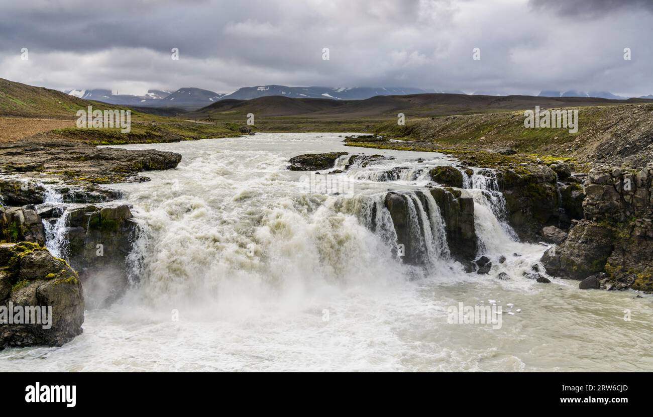 Cascade Gygjarfoss à Kerlingarfjöll, Islande Banque D'Images
