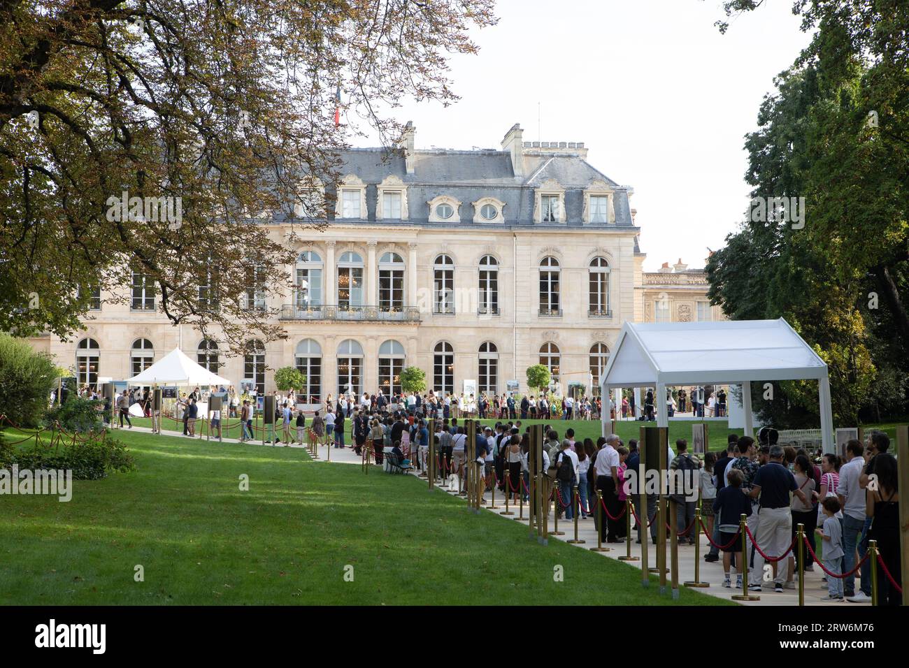 Paris, France, le 16 septembre 2023, Journée du patrimoine, Palais de l’Elysée, François Loock/Alamy Banque D'Images