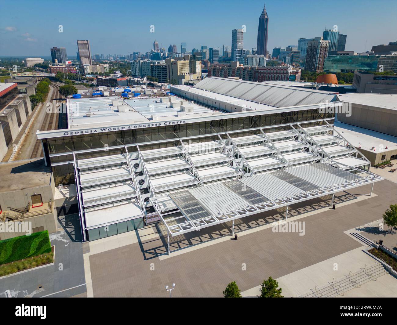 Atlanta, GA, USA - 8 septembre 2023 : photo aérienne Georgia World Congress Center and Convention Center Banque D'Images