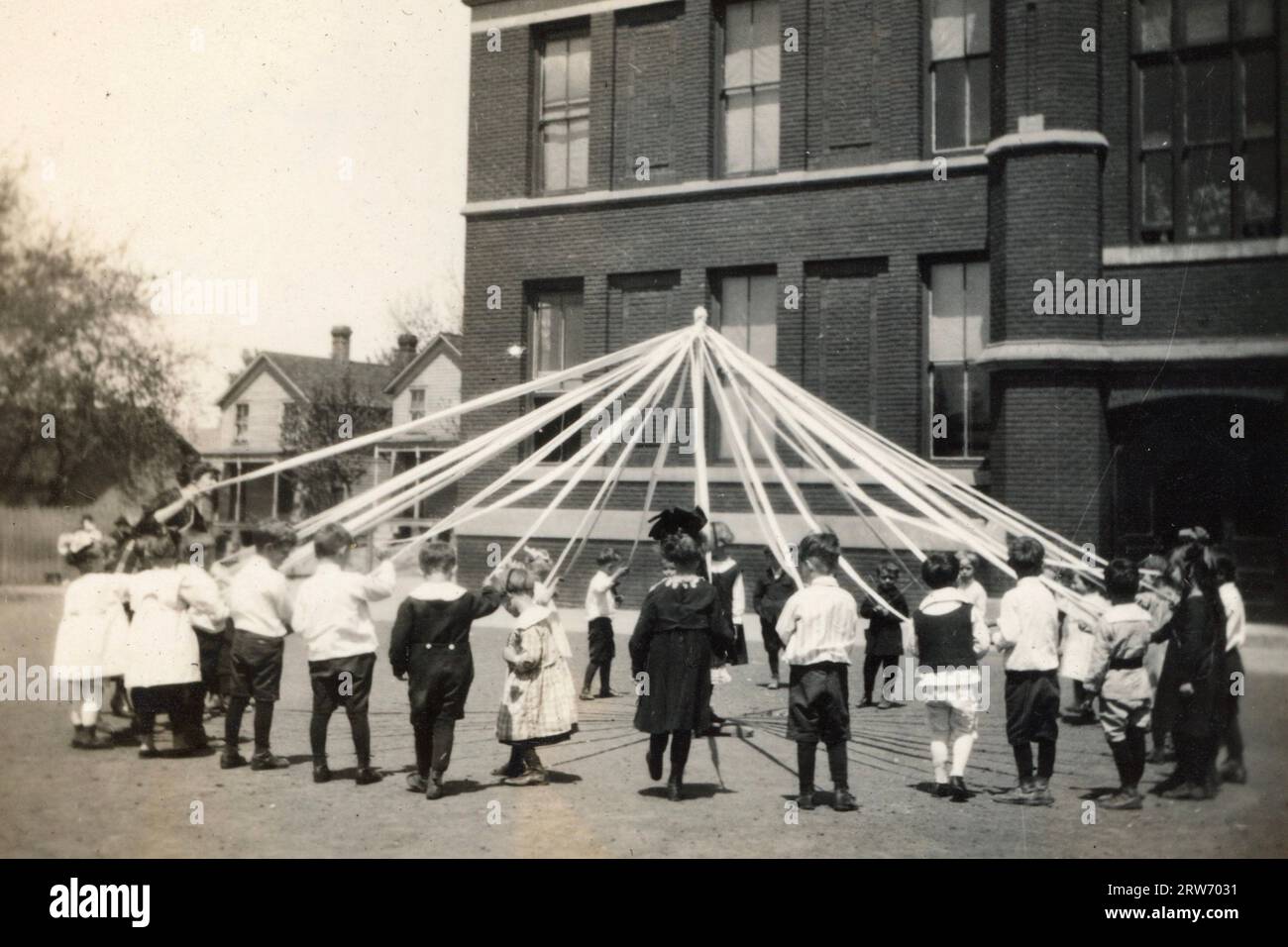 May Pole Dance, enfants, Maypole Banque D'Images