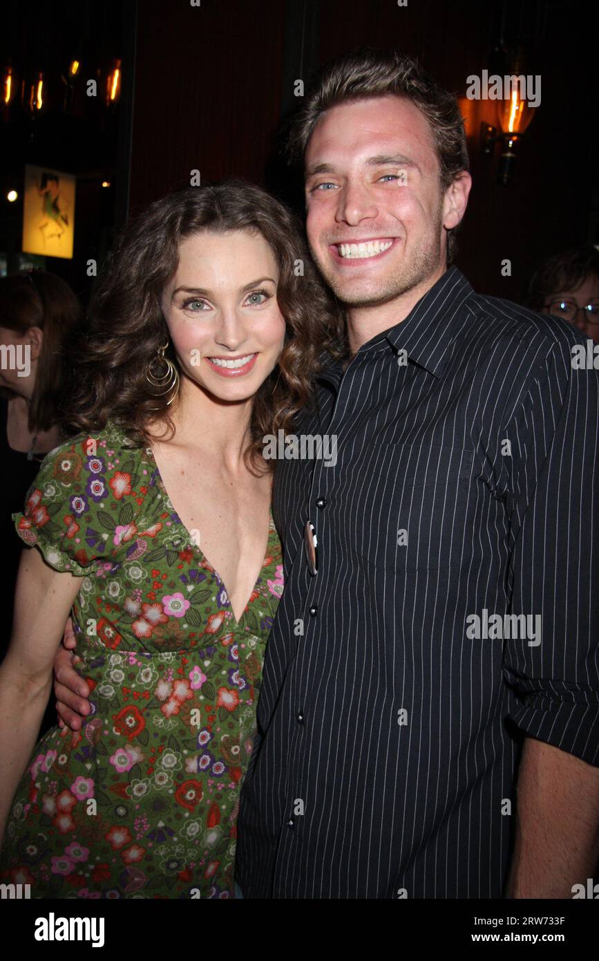 New York, États-Unis. 14 mai 2008. Alicia Minshew et Billy Miller assistent à POZ 'Love Out Loud' - Une collecte de fonds pour AIDS Walk New York. Tenue à : prohibition 14 mai 2008 © Steven Bergman crédit : AFF/Alamy Live News Banque D'Images