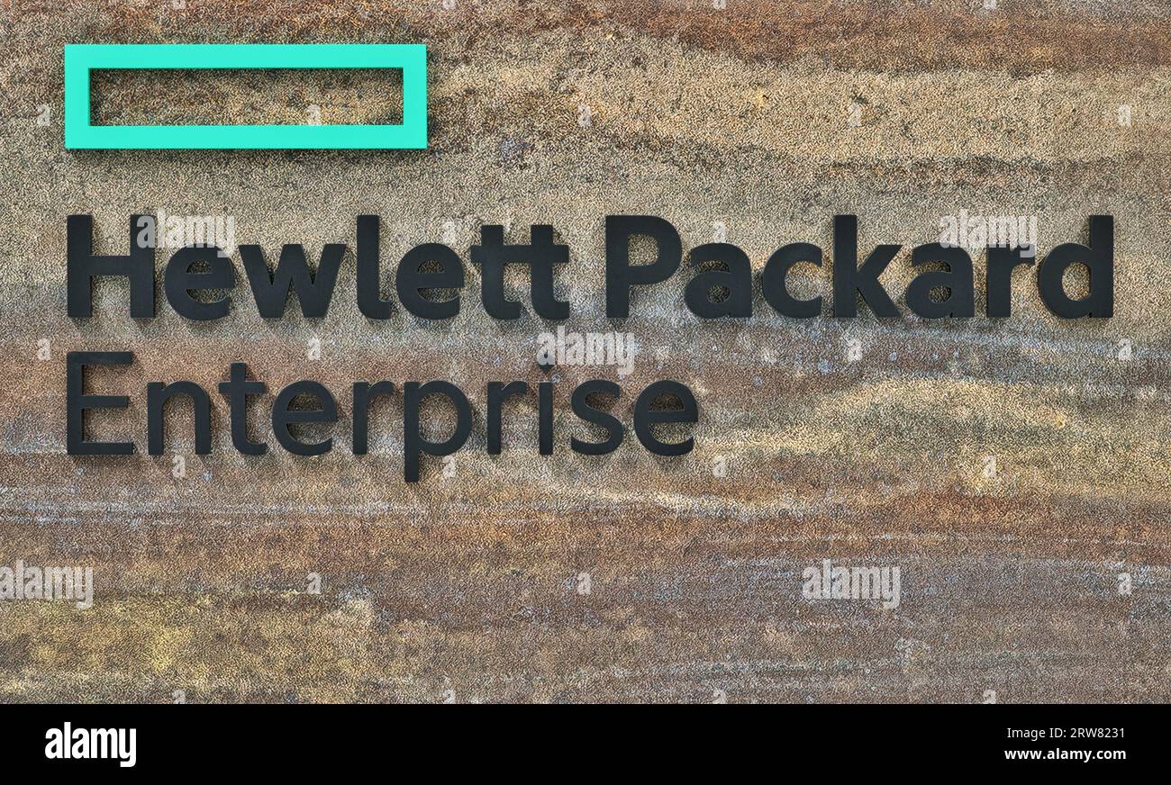Houston, Texas États-Unis 09-17-2023, signe commercial Hewlett Packard Enterprise et logo à Houston, TX. Société multinationale de technologie de l'information. Banque D'Images