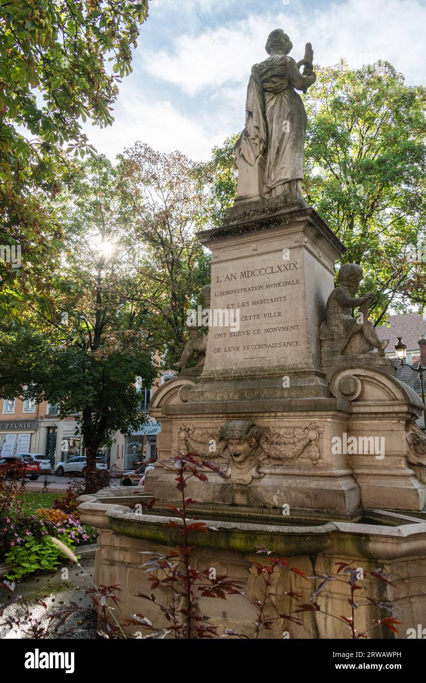 Statue à la mémoire de Félix Thévenin dans le Parc rue Emiland Menard, Chalons sur Saône, est de la France. Banque D'Images